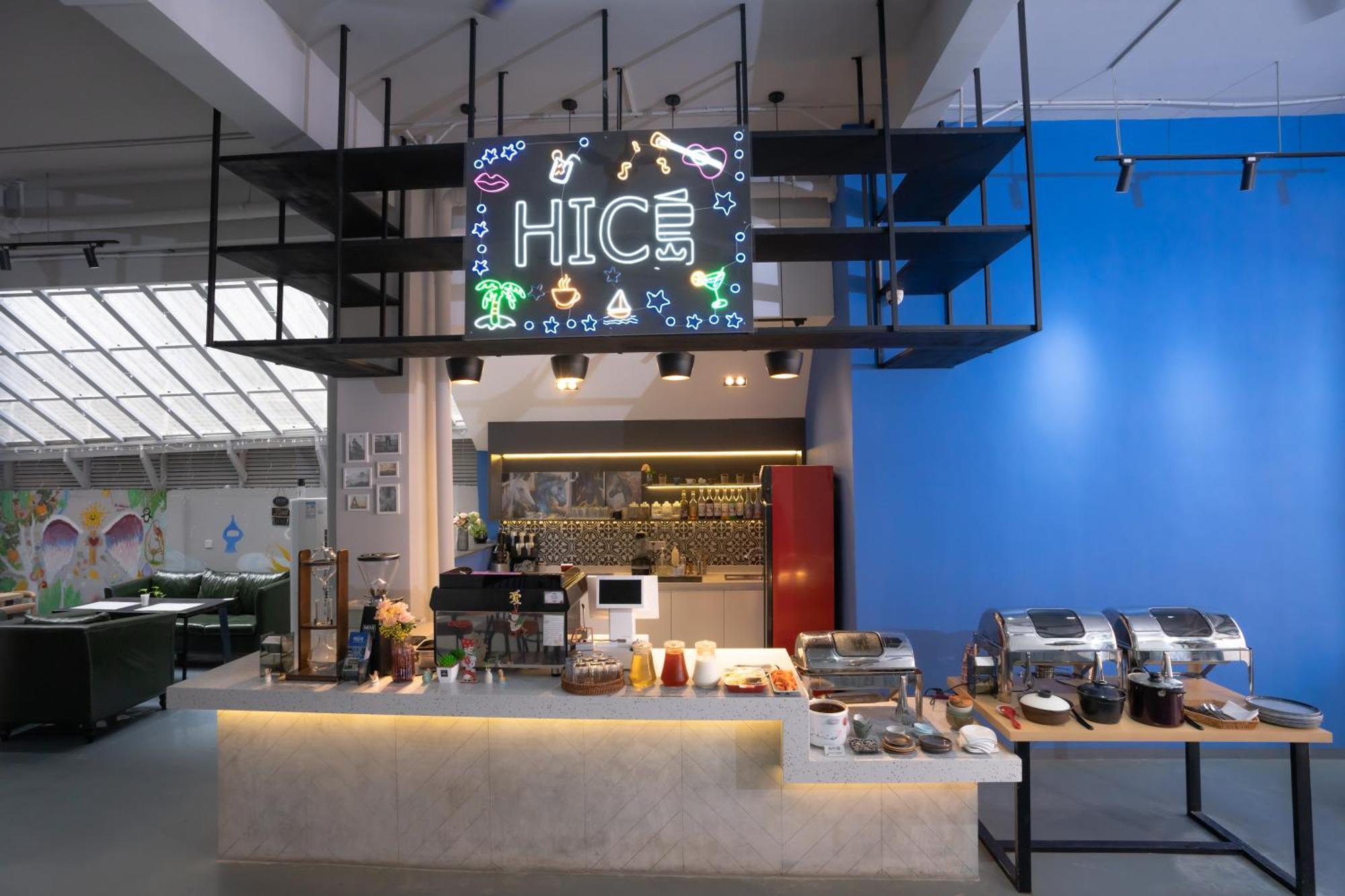 Ark Hotel พนมเปญ ภายนอก รูปภาพ
