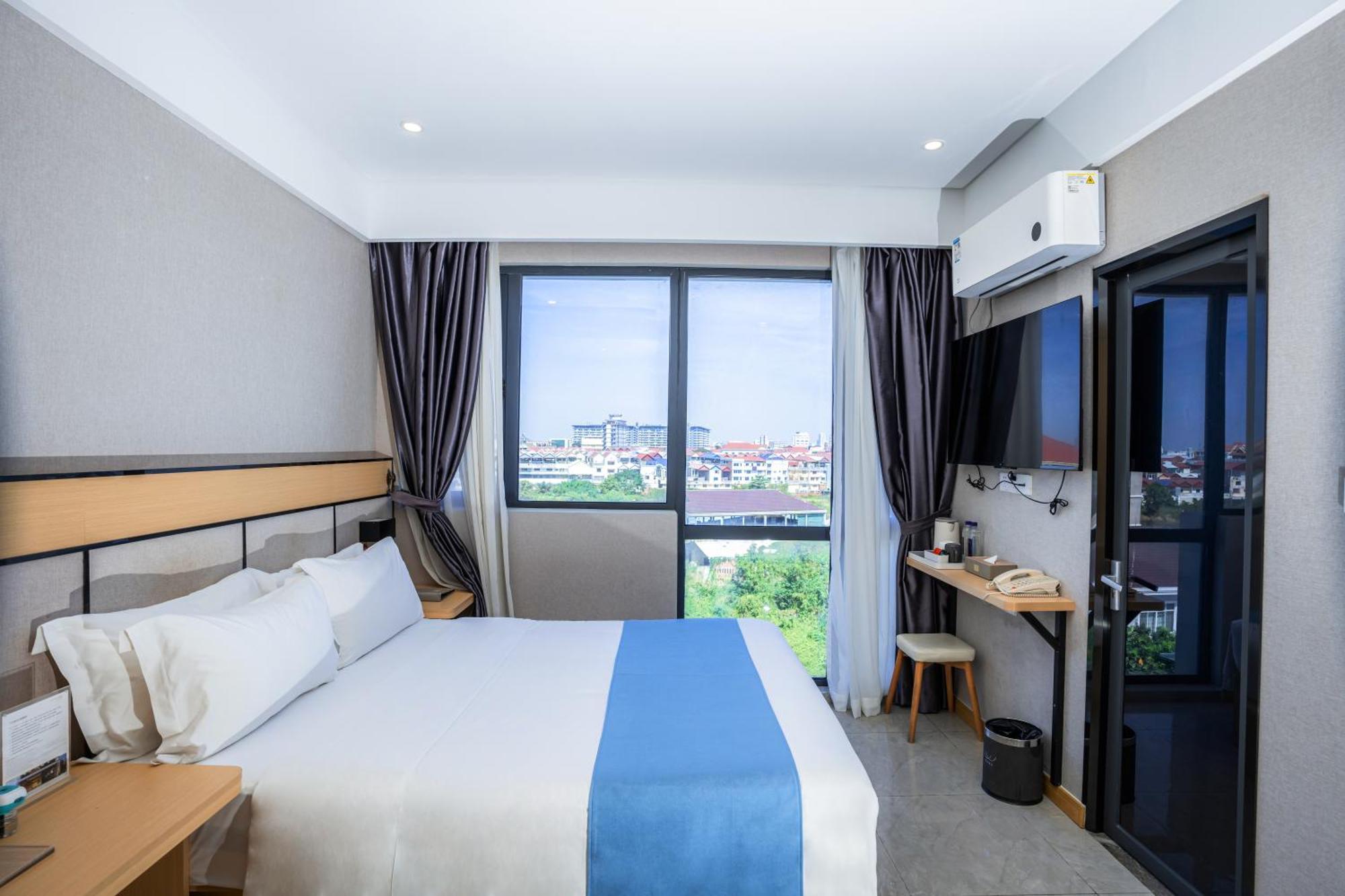Ark Hotel พนมเปญ ภายนอก รูปภาพ