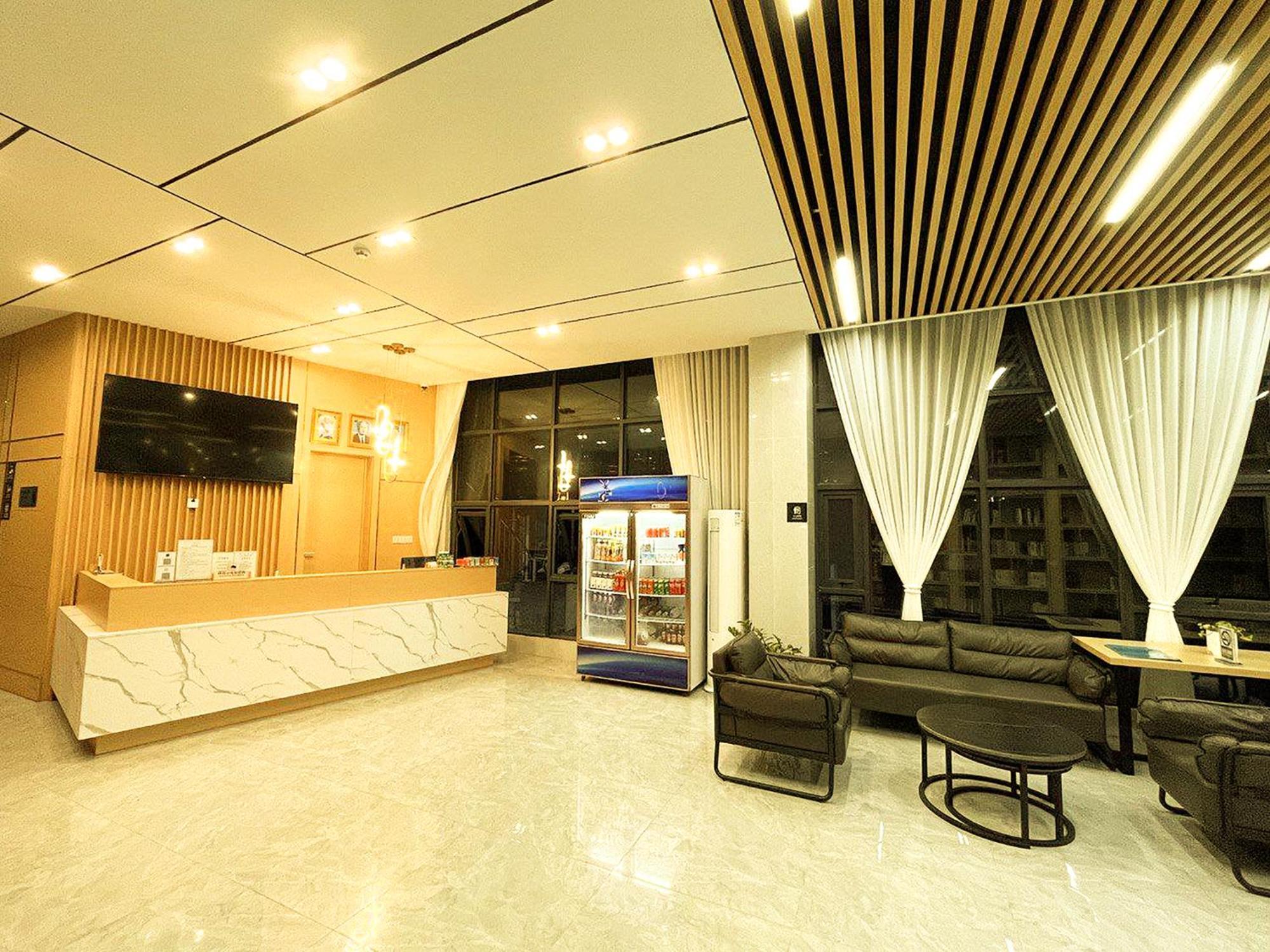Ark Hotel พนมเปญ ภายนอก รูปภาพ